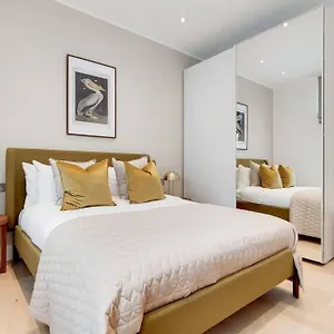 11 Borough - Bright & Spacious 2-bed Near Bridge Apartment